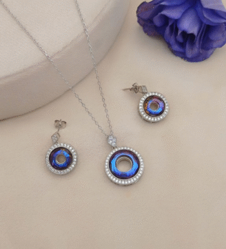 Halo Pendant Set